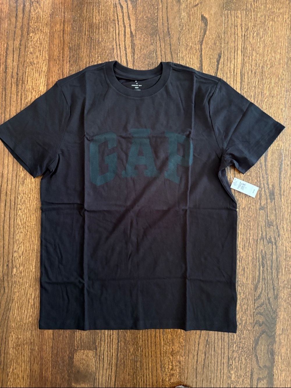 GAP Black everyday soft Crewneck Tee with Logo